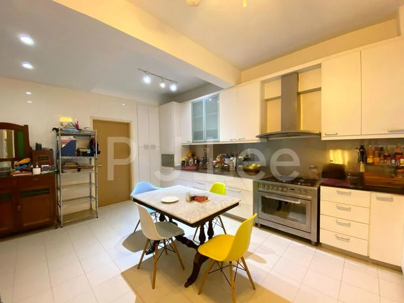 5 Bed Apartment (Condo) for Sale in  Lien Towers - Image 5