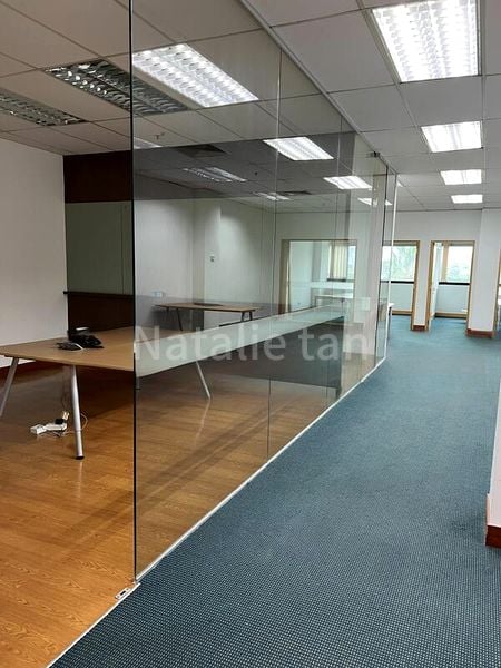 e-Business for Rent: German Centre - Image 1