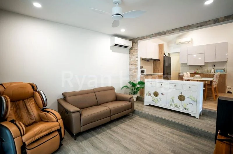 8 Bed Semi-Detached House (Landed) for Sale in  Lengkong Tiga - Image 4