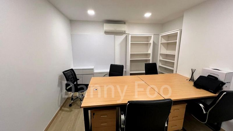 Light Industrial (B1) for Rent: M38, a prime industrial shop on Pioneer Road. - Image 2