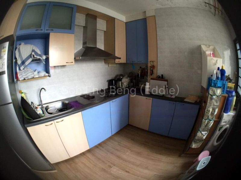 4 Room (4A) HDB for Sale in  172 Bukit Batok West Avenue 8 - Image 3