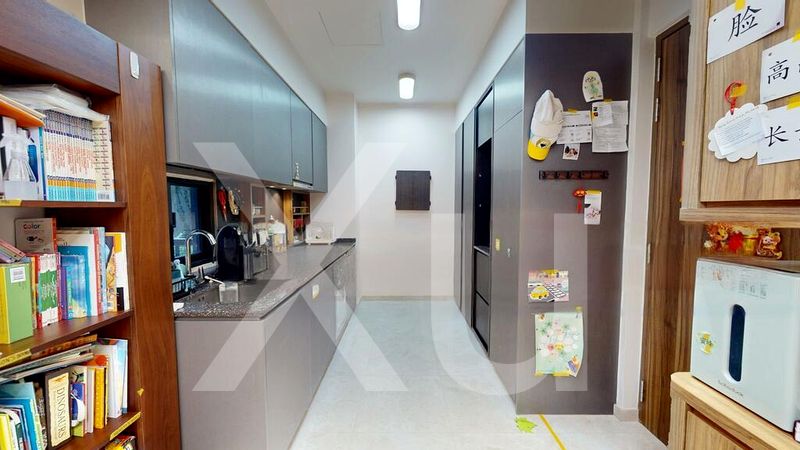 2 Bed Condo for Sale in  Daintree Residence - Image 4