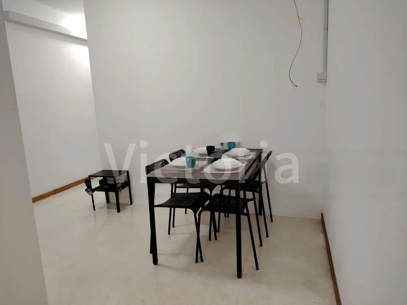Common Room (Condo) for Rent in 8 @ Mount Sophia - Image 9
