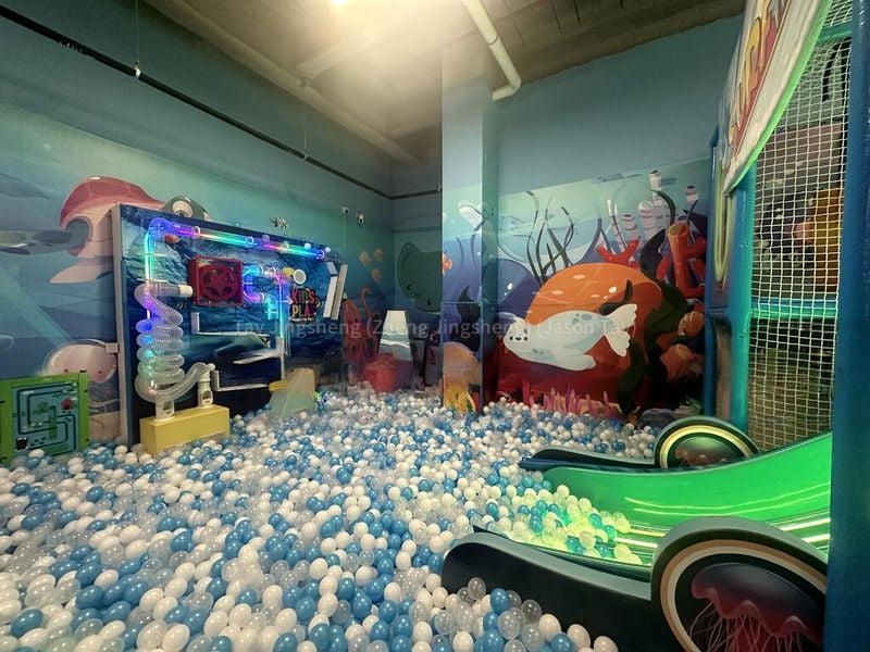 Shop / Shophouse for Rent: Kids indoor playground at Balestier for takeover! - Image 3