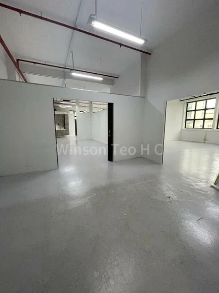 Light Industrial (B1) for Rent: MAE Building - Image 3