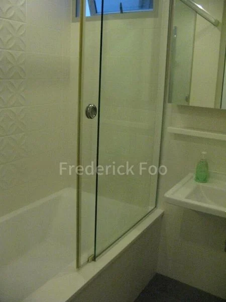 1 Bed Condo for Rent in  The Ford @ Holland - Image 6