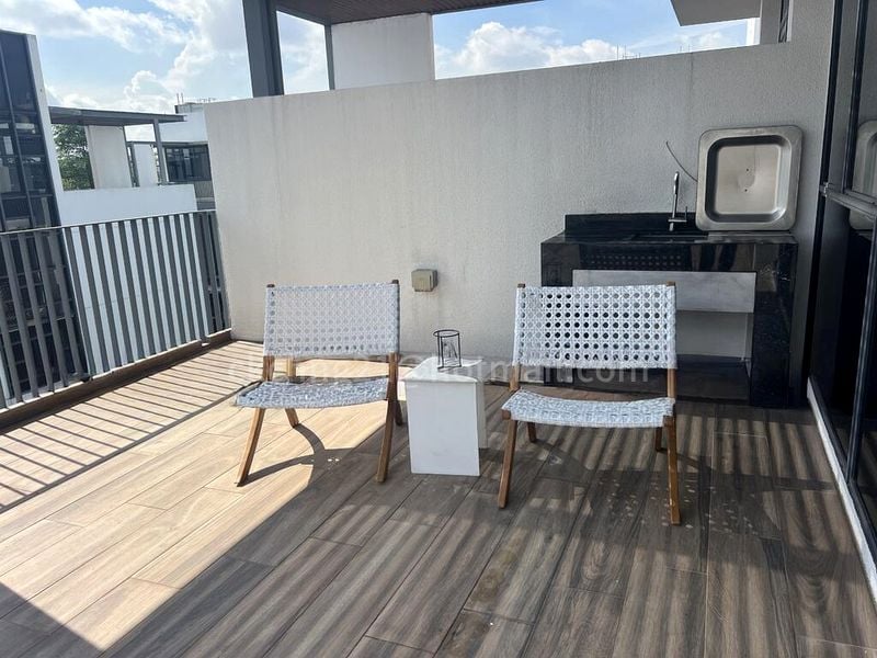 4 Bed Cluster House (Landed) for Sale in  Sunrise Gardens - Image 6