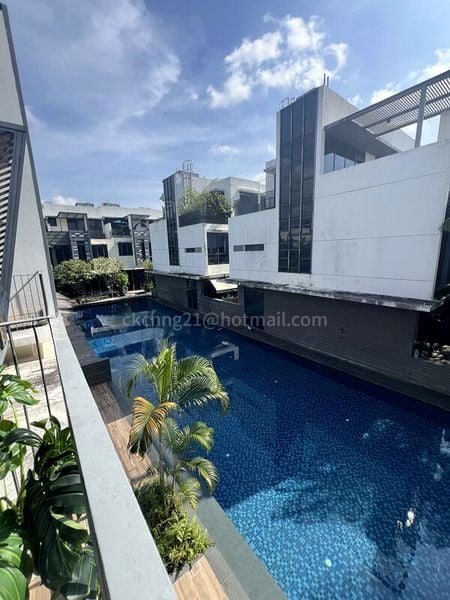 4 Bed Cluster House (Landed) for Sale in  Sunrise Gardens - Image 1