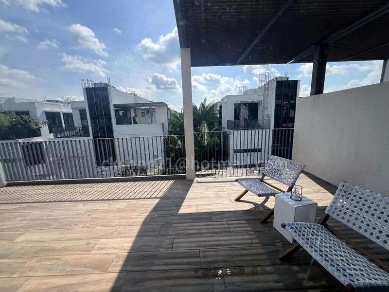 4 Bed Cluster House (Landed) for Sale in  Sunrise Gardens - Image 9