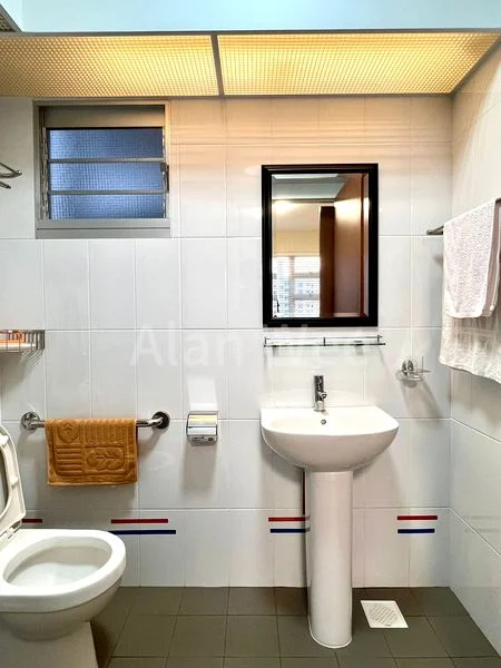 3 Room (3A) HDB for Rent in 362C Sembawang Crescent - Image 4