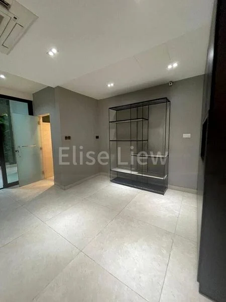 5 Bed Terraced House (Landed) for Rent in  La Suisse - Image 4