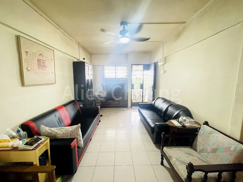3 Room (3NG) HDB for Rent in  233 Ang Mo Kio Avenue 3 - Image 3