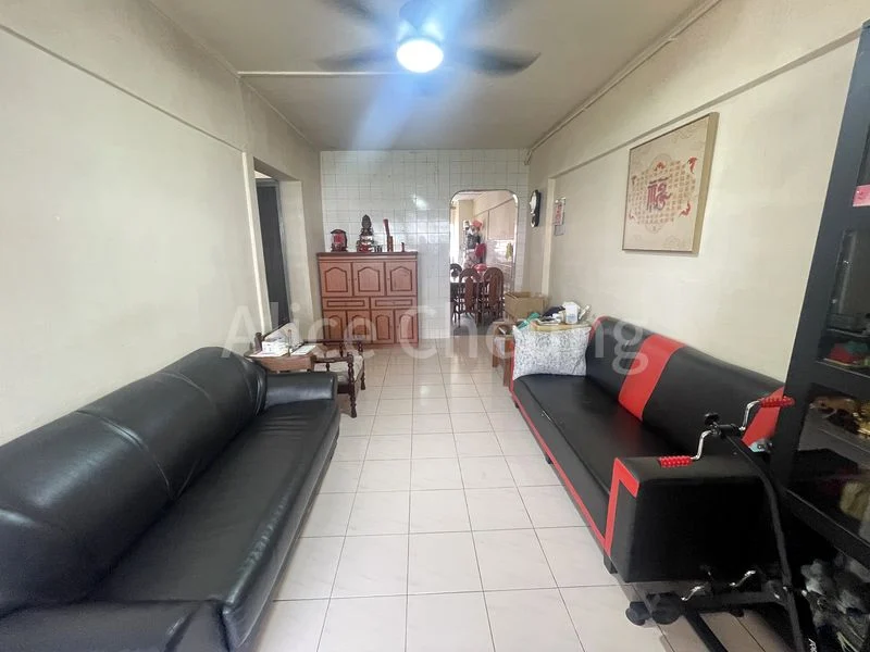 3 Room (3NG) HDB for Rent in  233 Ang Mo Kio Avenue 3 - Image 4