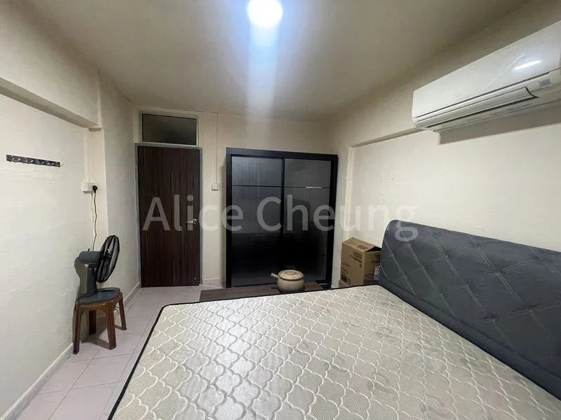 3 Room (3NG) HDB for Rent in  233 Ang Mo Kio Avenue 3 - Image 1