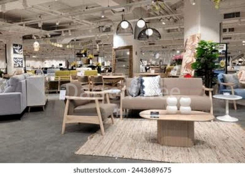 Shop / Shophouse for Rent: ️Showroom / Office️ Prime Central Location - Image 5