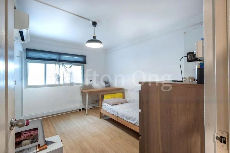 Jumbo HDB for Sale in 339 Woodlands Avenue 1 - Image 10