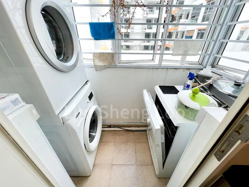 2 Bed Apartment (Condo) for Rent in  Sims Dorado - Image 8