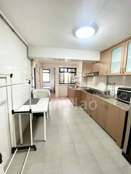 3 Room (3I) HDB for Rent in  128 Bukit Merah View - Image 5