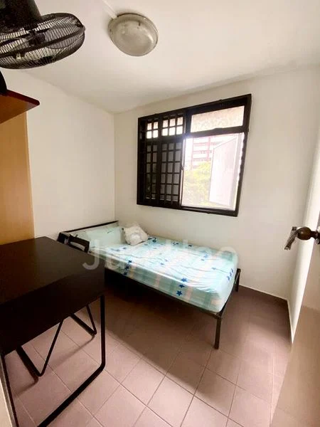 3 Room (3I) HDB for Rent in  128 Bukit Merah View - Image 6