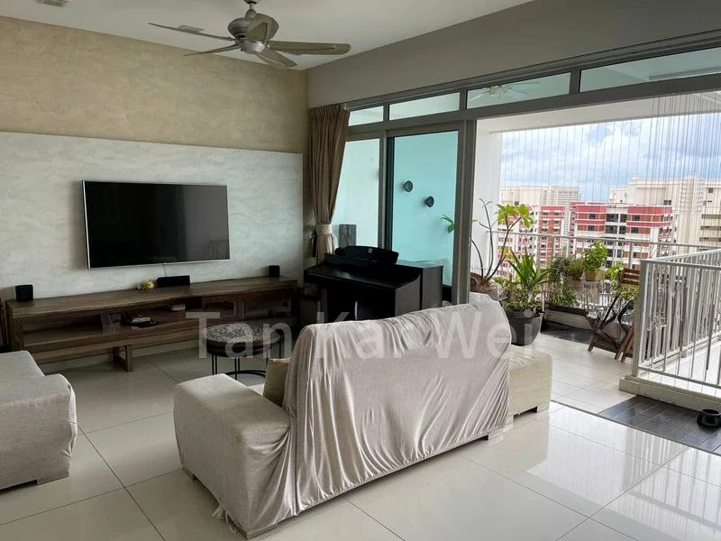 3 Bed Condo for Rent in The Metropolitan Condominium - Image 1