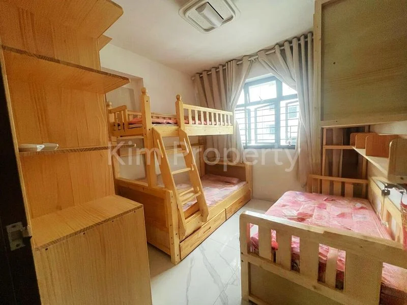 Common Room (HDB) for Rent in  Canberra Drive - Image 1