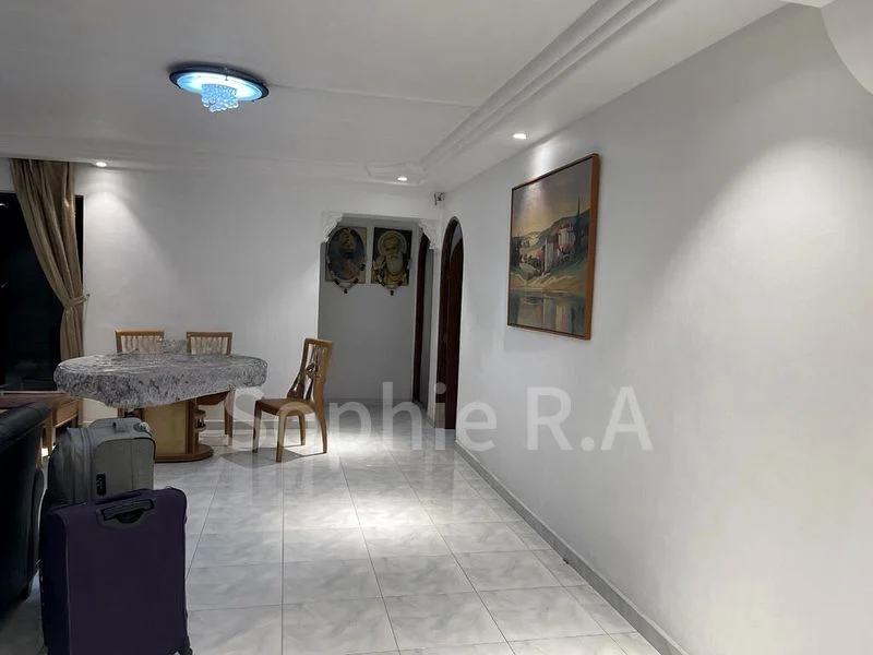 5 Room (5I) HDB for Rent in  128 Rivervale Street - Image 3