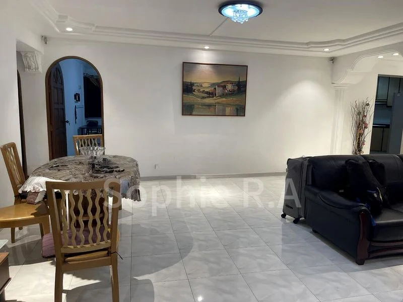 5 Room (5I) HDB for Rent in  128 Rivervale Street - Image 5