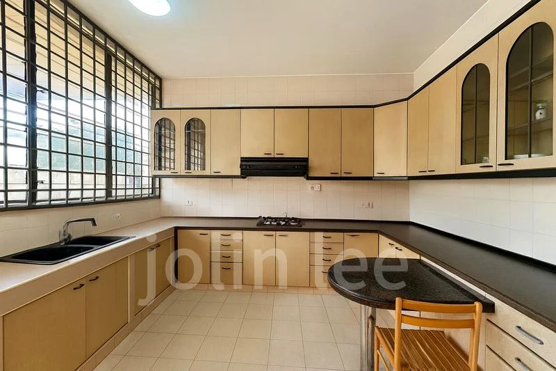 4 Bed Semi-Detached House (Landed) for Sale in  Bedok South Parkview - Image 4