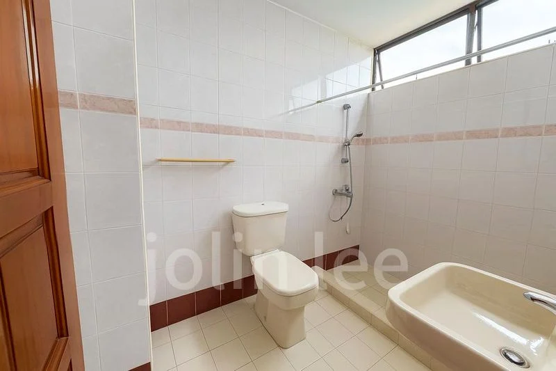 4 Bed Semi-Detached House (Landed) for Sale in  Bedok South Parkview - Image 9