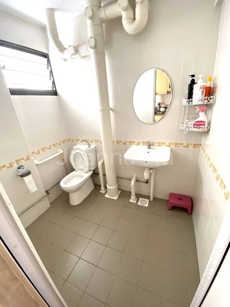 5 Room (5I) HDB for Sale in  227 Jurong East Street 21 - Image 3