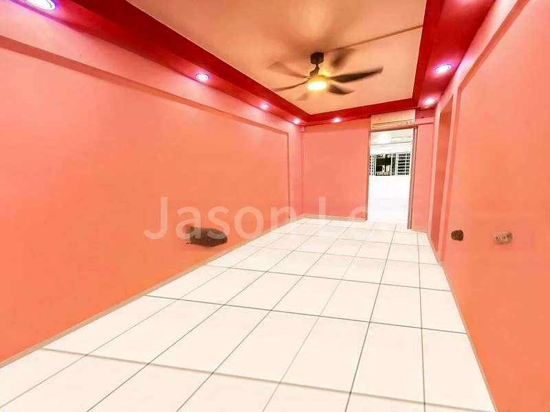 3 Room (3NG) HDB for Sale in  126 Ang Mo Kio Avenue 3 - Image 2