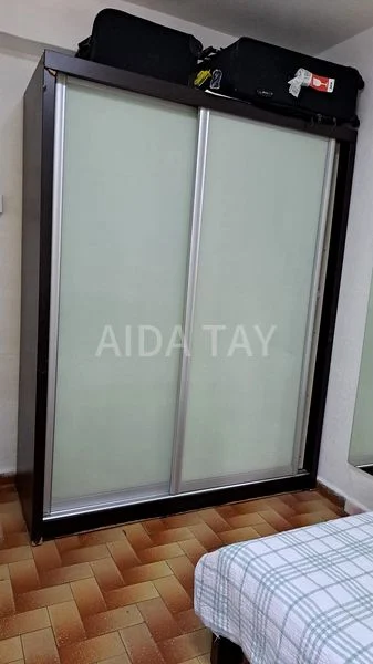 Common Room (HDB) for Rent in  54 Marine Terrace - Image 2