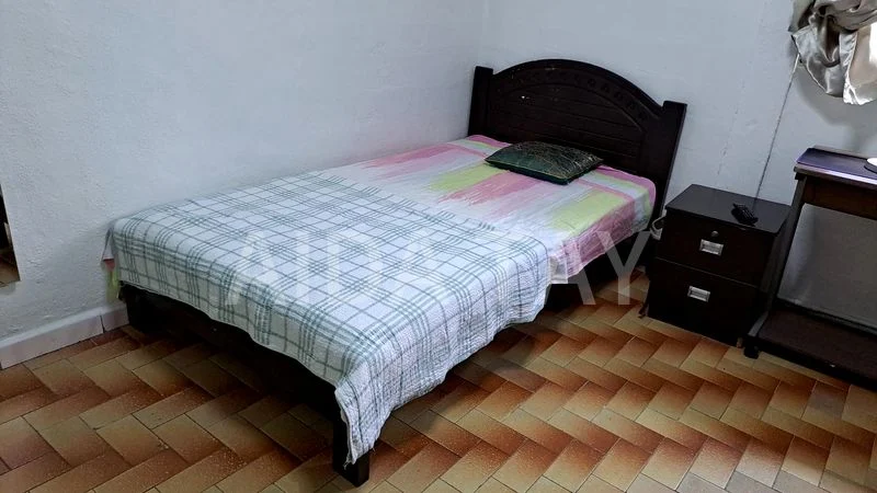 Common Room (HDB) for Rent in  54 Marine Terrace - Image 5