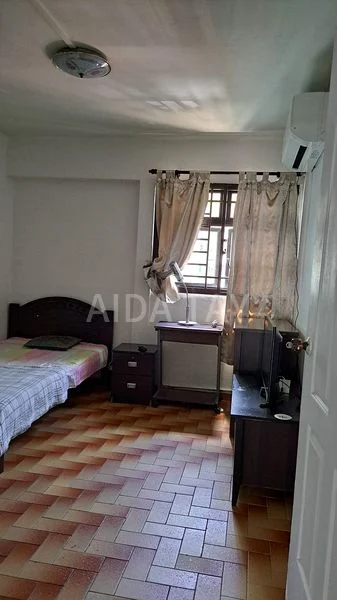 Common Room (HDB) for Rent in  54 Marine Terrace - Image 4