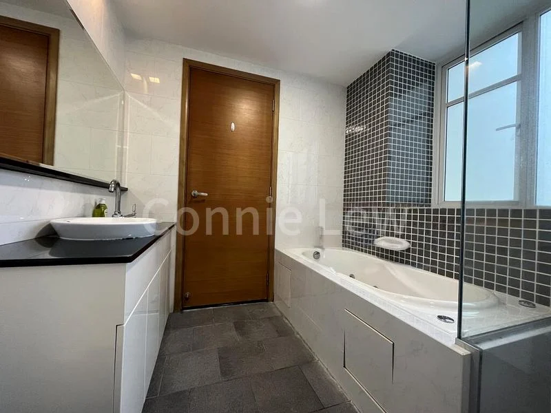 Room (Condo) for Rent in  The Jade - Image 3