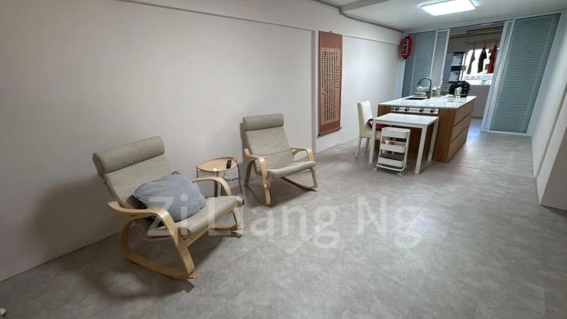 Common Room (HDB) for Rent in  432 Clementi Avenue 3 - Image 6