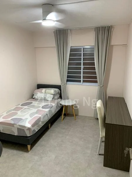 Common Room (HDB) for Rent in  432 Clementi Avenue 3 - Image 4