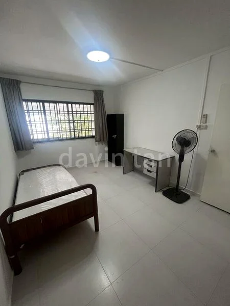 4 Room (4A) HDB for Rent in  141 Tampines Street 12 - Image 4