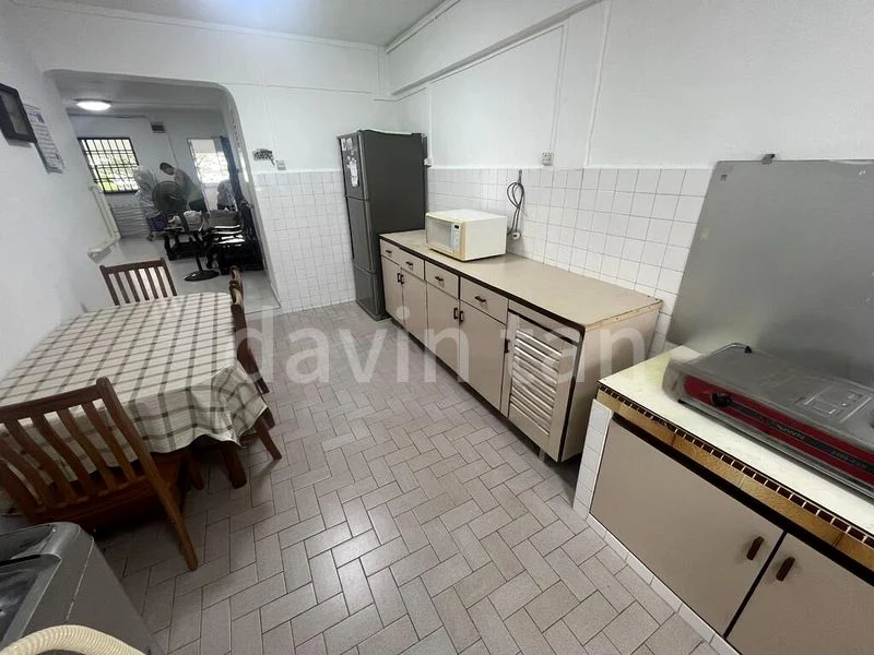 4 Room (4A) HDB for Rent in  141 Tampines Street 12 - Image 8