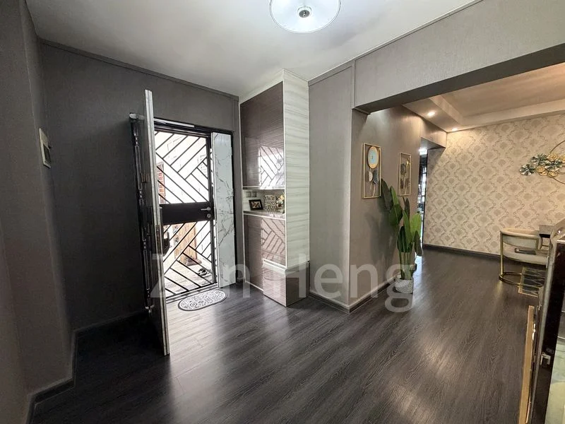 5 Room (5I) HDB for Sale in  764 Woodlands Circle - Image 4