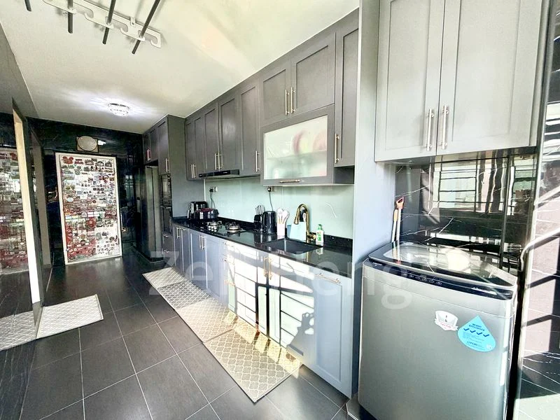 5 Room (5I) HDB for Sale in  764 Woodlands Circle - Image 9