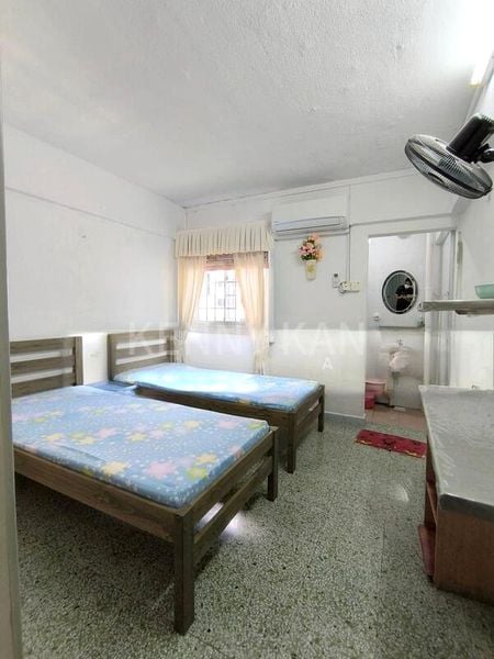 Common Room (HDB) for Rent in  476 Ang Mo Kio Avenue 10 - Image 10