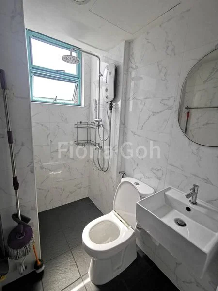 Common Room (Condo) for Rent in Victory Heights - Image 4