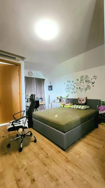 3 Bed Apartment (Condo) for Rent in  Seasuites - Image 9