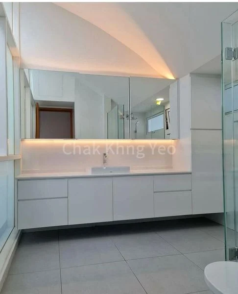 4 Bed Terraced House (Landed) for Sale in  Oasis @ Mulberry - Image 2