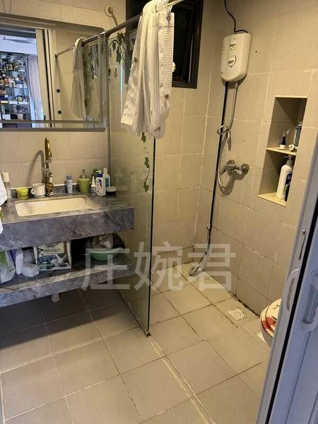 Common Room (HDB) for Rent in  1 Cantonment Road - Image 1