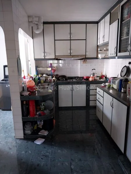 Common Room (HDB) for Rent in 866 Jurong West Street 81 - Image 2