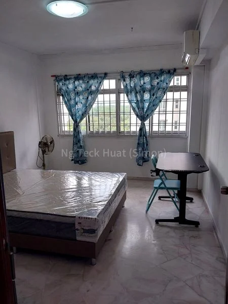 Common Room (HDB) for Rent in 866 Jurong West Street 81 - Image 1