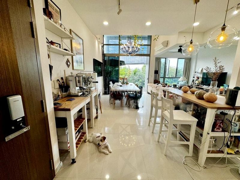 3 Bed Executive Condo for Sale in  The Visionaire - Image 1
