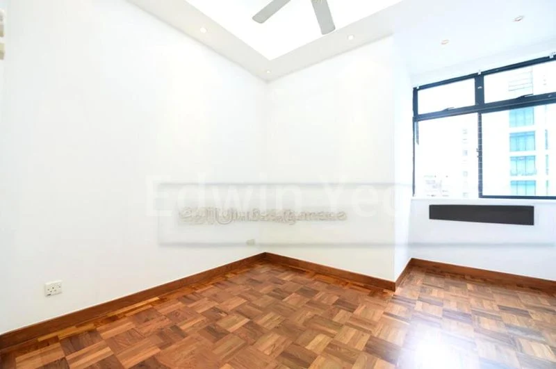 5 Bed Condo for Rent in Spring Grove - Image 7